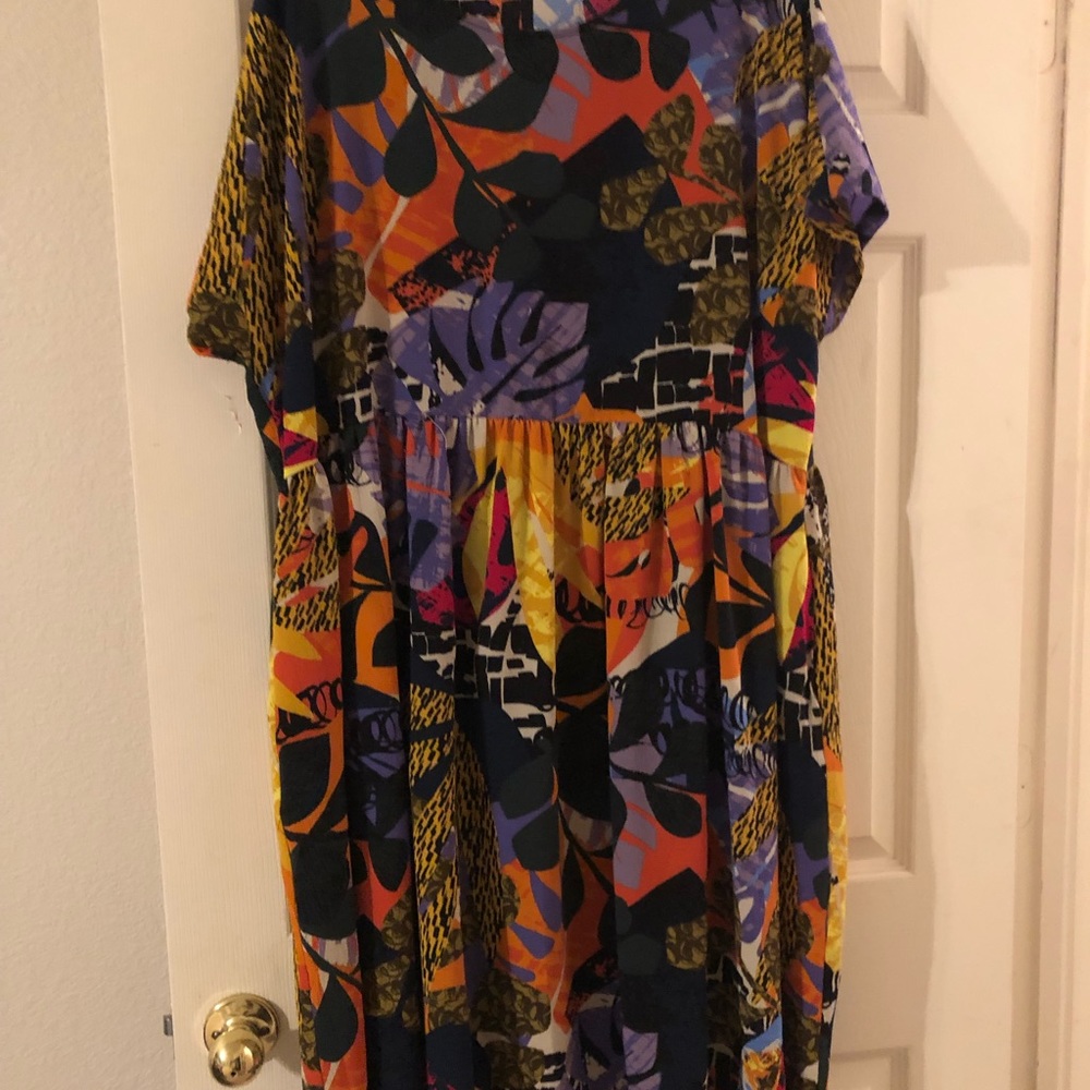 Loralette Colorful Leaf Print Midi Dress